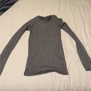 lululemon athletica Gray Long Sleeve Tee